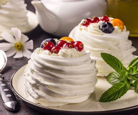 Mini pavlova png Mňamky Recepty sk