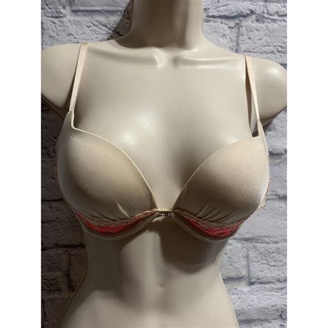 B1009 Victorias Secret Nude Push Up Bra 32D Depop