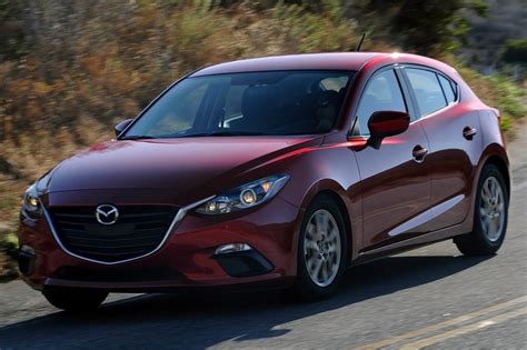 2015 Mazda 3 Hatchback Pricing & Features | Edmunds