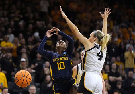 West Virginia's rally falls short vs. Iowa in NCAA women's basketball ...