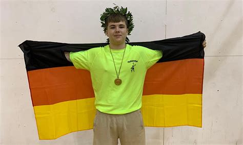 Ringer August Degenhart Vom Tv Meppen Kehrt Mit Goldmedaille Aus