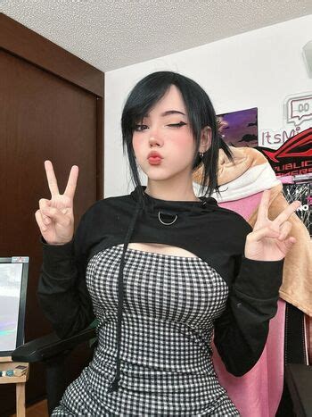 Itsmidna Mirna Vegas Ashprincessmidna Itsmidnaa Nude OnlyFans Page The Fappening Plus