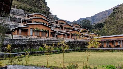 Yoga Ashram In Rishikesh India Abhayaranya Yoga Ashram