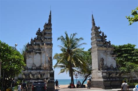 库塔海滩 Kuta Beach 巴厘島家美旅行社