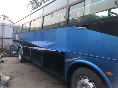 Right Hand Drive Used Bus Seats Yutong Luxury Tour Passenger