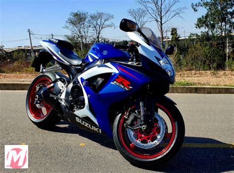 Moto Suzuki GSX R 750 SRAD GSX R 750 SRAD Por R 38 000 00 Em GUARULHOS