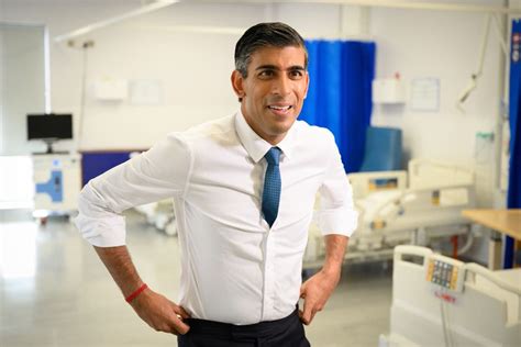 Rishi Sunak Told To Increase Nurses Pay While On Hospital Visit Artofit