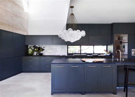 Ide Desain Dapur Perpaduan Warna Navy Desainnya Cantik