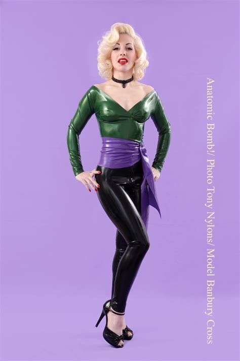 Pin by Slađana Račić on Vrući lateks i koža Hot latex and leather Women Style Wonder woman