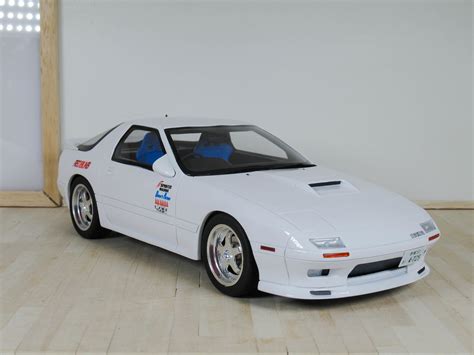 Kyosho 1/18 Initial D MAZDA Savanna RX-7 FC3S with Ryosuke Takahashi Figure Guaranteed 100% ...