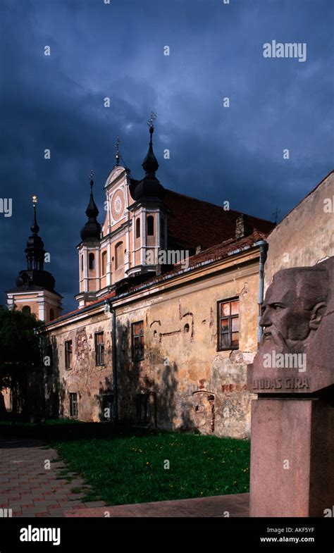 Osteuropa Litauen Vilnius Altstadt Kirche St Michael Stock Photo