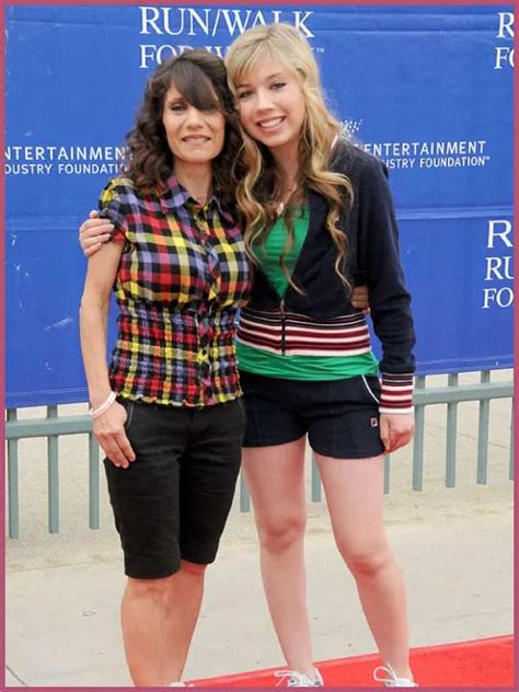 Find out what’s the cause of Debra Mccurdy’s death! How was her relationship with daughter ...