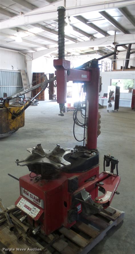 Coats A Rim Clamp Tire Machine In Wichita Ks Item Ef Sold