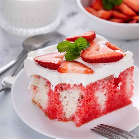 Strawberry Poke Cake My Baking Addiction