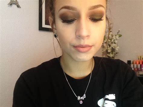 Dramatic Green Smokey Eye With Nude Lip Jenn Ariela