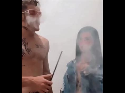 Fumando Un Narguile Badmelli Xvideos