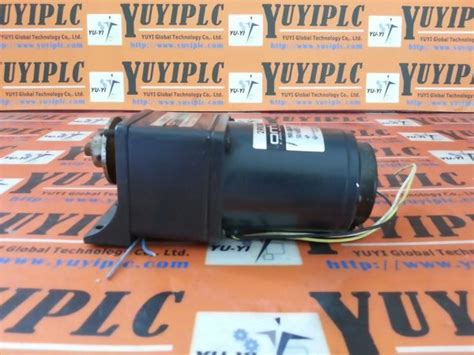 ORIENTAL 2RK6RGN C SPEED CONTROL MOTOR 2GN25K GEAR HEAD