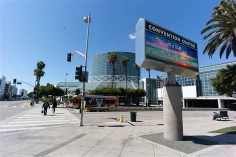 LA looks into using Convention Center as homeless shelter – Daily News