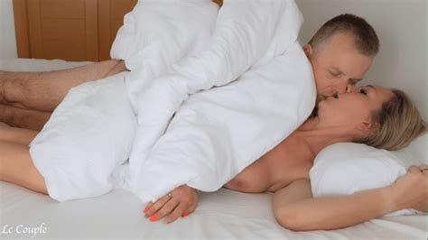 Couple Mari Amateur Sexe Romantique Au R Veil Pornhub