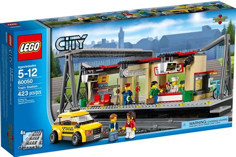 LEGO Bahnhof (60335) im Review: Geht's hier zum Schienenersatzverkehr?