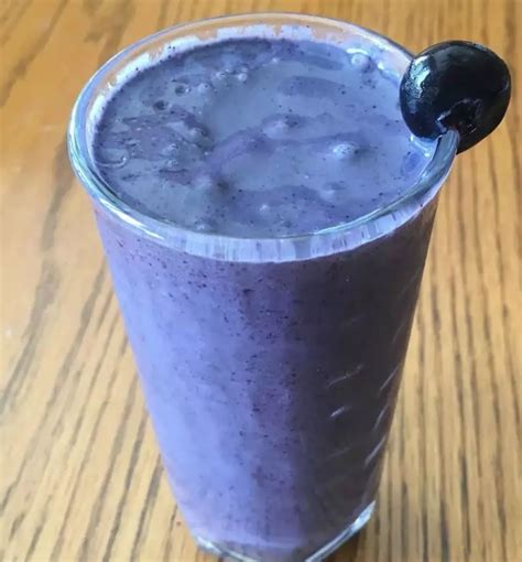 Smoothie De Moras Y Crema De Cacahuate De 1521 Kcal Receta Fácil En