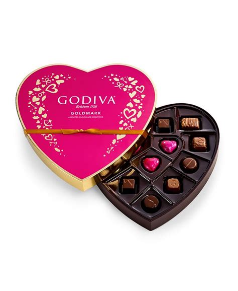 Godiva Valentine S Day Assorted Chocolates Heart Box 14 Pieces Macy S