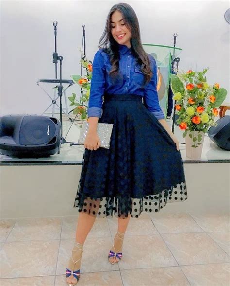 Pin de laura em outfits rop | Looks evangélicos, Vestidos estilosos ...