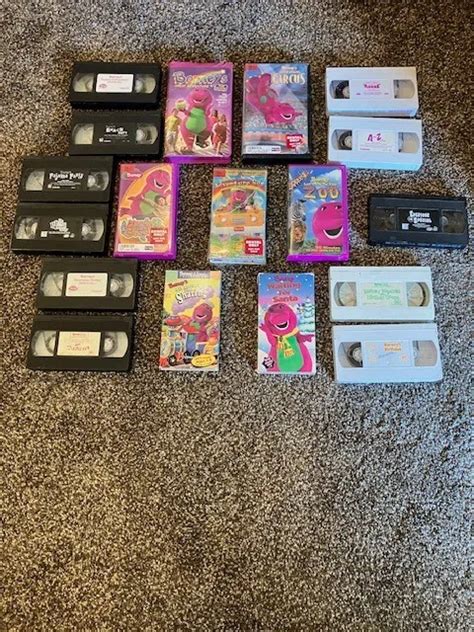 Lot 18 Barney Vhs Lets Pretend With Barney Barneys Exercise Circus Everyone Eur 3857