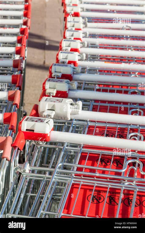 Trolleys Hi Res Stock Photography And Images Alamy