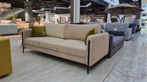 Ультрасовременный диван кровать на высоких ножках Барселона от Лаоста ...