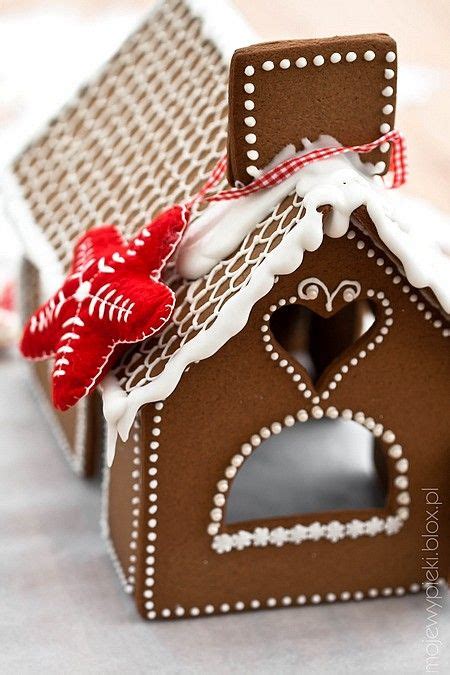 Gingerbread Cottage Gingerbread House Cookies Gingerbread Christmas