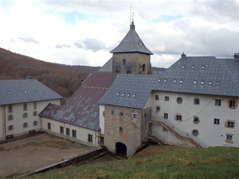 Colegiata De Roncesvalles Orreaga Roncesvalles Tripadvisor