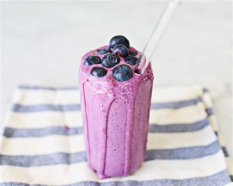 Blueberry Smoothie - A Beautiful Mess