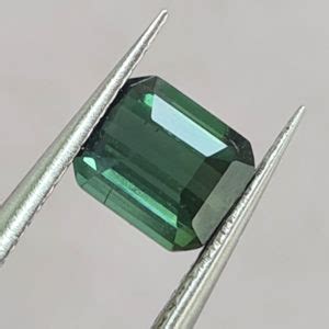 Турмалины природные купить в интернет-магазине в СПб