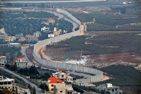 Israel to build border wall with Jordan | Al Bawaba