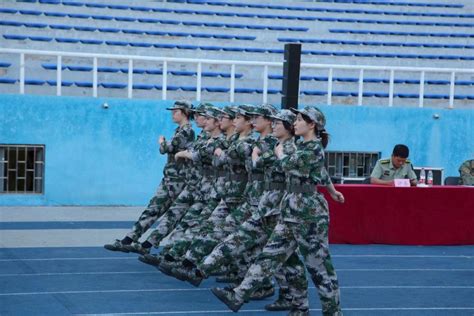 学校慰问2021级学生军训团参训师生 北京交通大学新闻网