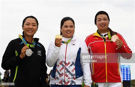 Lydia Ko Medal Photos and Premium High Res Pictures - Getty Images