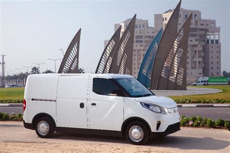 2021款上汽大通maxus Ev30上市 售价1288 1388万元 新浪汽车