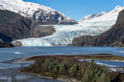 Explore Mendenhall Glacier: Juneau’s Scenic Outdoor Gem