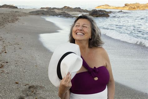 Conheça mulheres mais velhas no Brasil OlderWomenDating