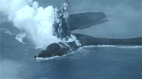 Astonishing volcano eruption caught on camera creating a new island