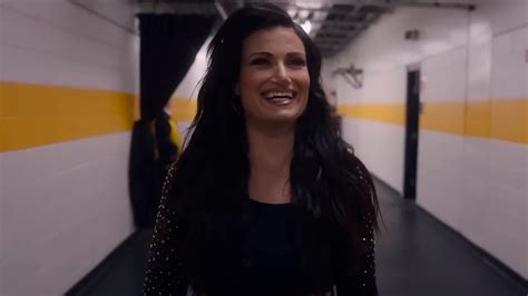 Tráiler de la película Idina Menzel Por dónde se va al escenario