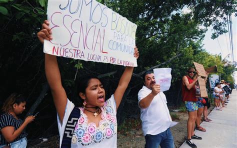 Con Cadena Humana Protestan Contra Tren Maya Aristegui Noticias