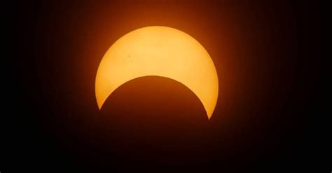 Eclipse Solar Confira Os Horários Para Ver O Fenômeno Das Capitais Rádio Itatiaia