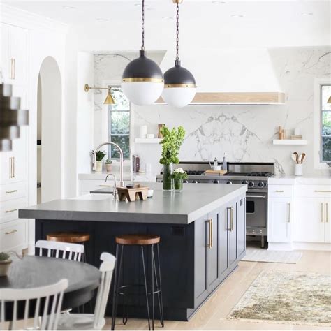 manfaat kitchen set membuat dapur  lebih teratur  efisien