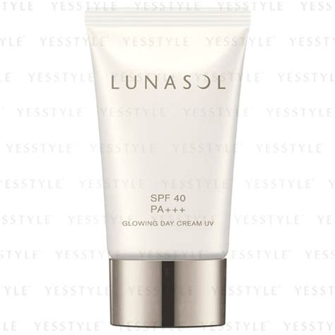 Kanebo Lunasol Glowing Day Cream Uv Spf 40 Pa Yesstyle