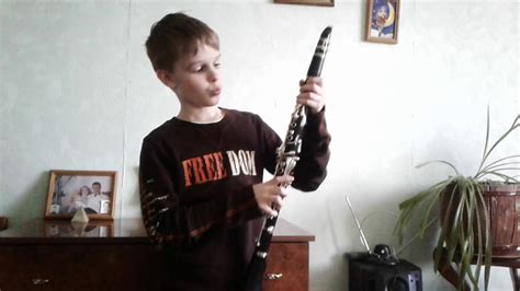 Уроки игры на кларнете - YouTube