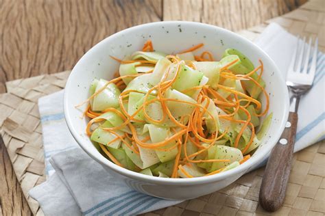 Salada de Chuchu Receitas Nestlé