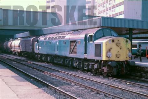 35mm Slide Br British Railways Diesel Loco Class 40 40044 Leeds 1983 Original £3 99 Picclick Uk