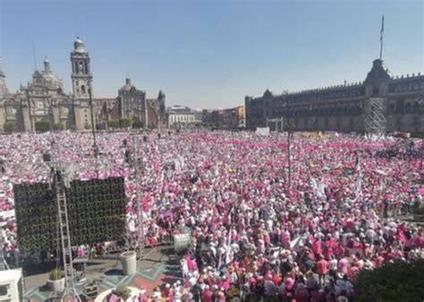 Miles Abarrotan El Zócalo Capitalino En Defensa De La Democracia